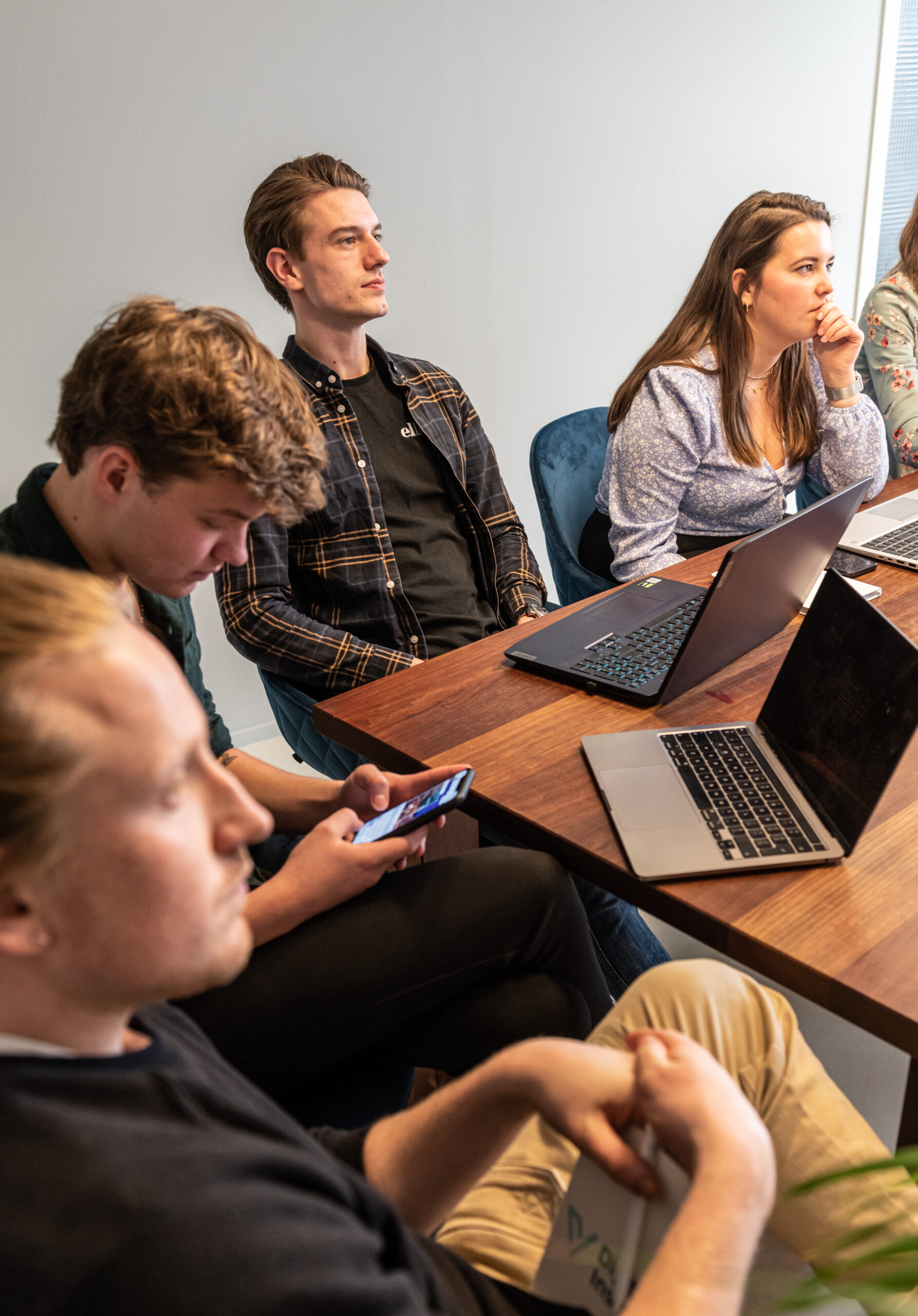 Werk foto vergadering meeting uitleg